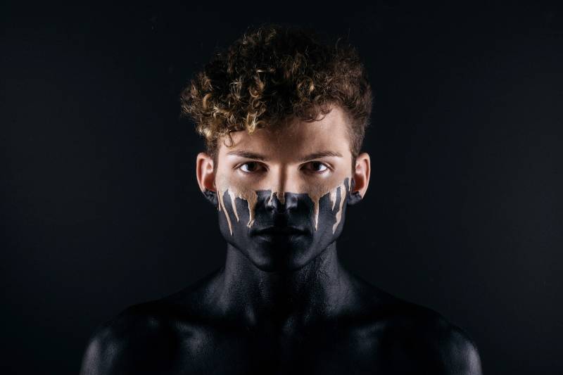 Peeling visage pour homme dans votre salon BEAUTOPSY à Bordeaux