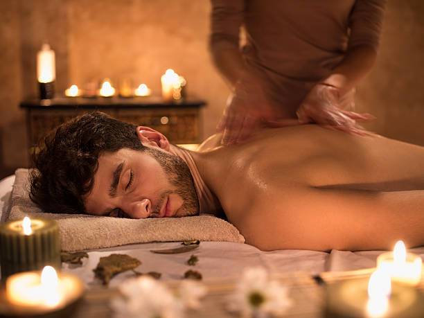 Massage à la bougie pour homme à Bordeaux